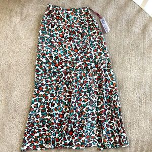 Chloe Oliver Silk Leopard Print Maxi Skirt w/Slit